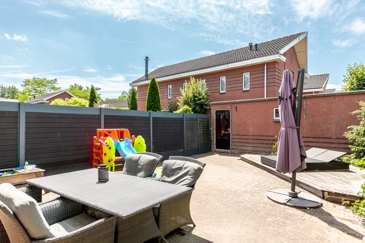 Photo 16 of Abrikozenhof 27