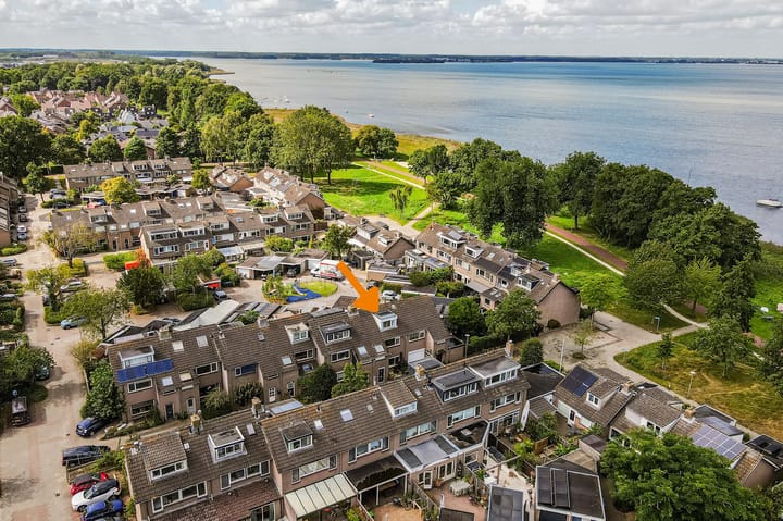 Photo 2 of Muidenpad 11