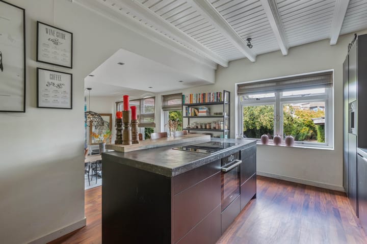 Foto 19 van Jongemastraat 10