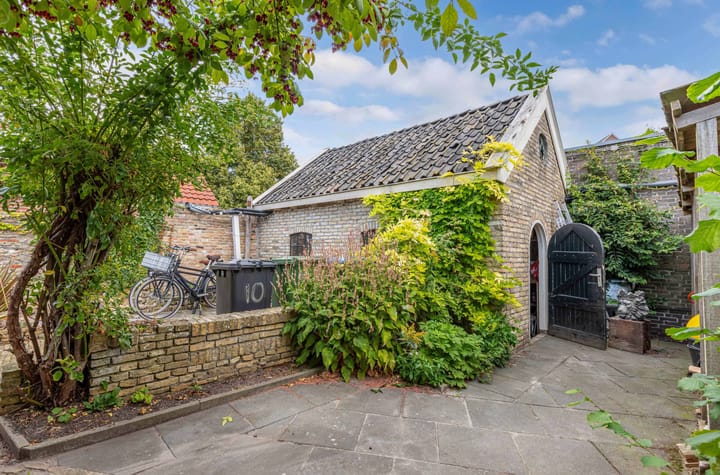 Foto 31 van Jongemastraat 10