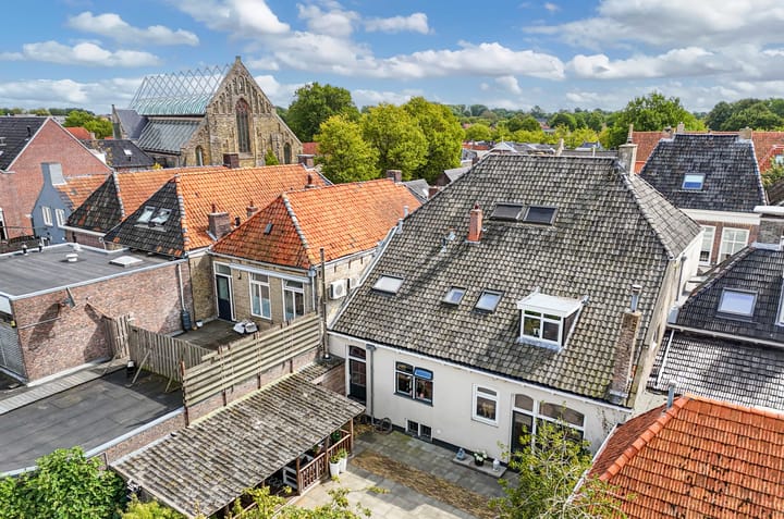 Foto 36 van Jongemastraat 10