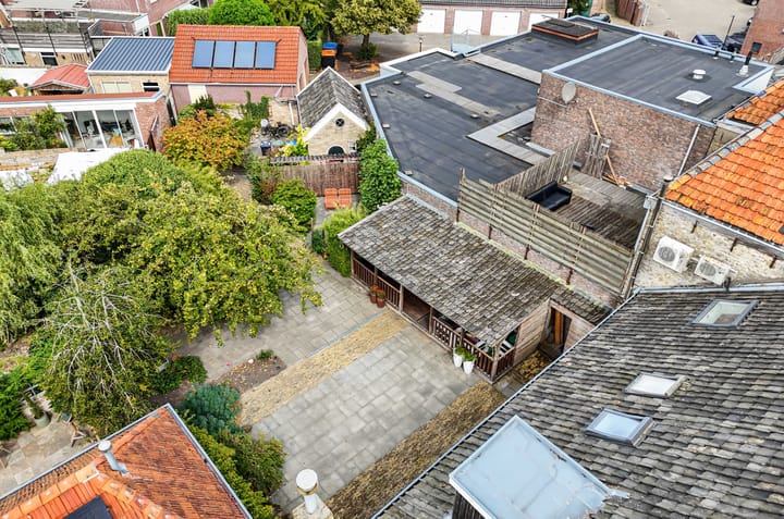 Foto 37 van Jongemastraat 10