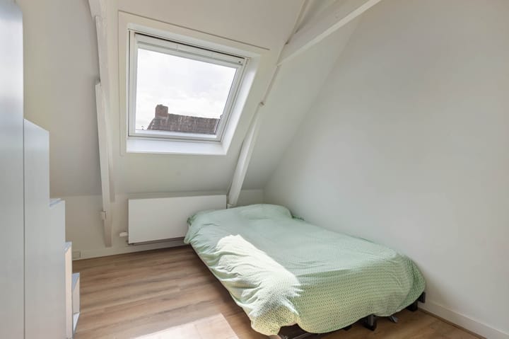 Foto 62 van Jongemastraat 10