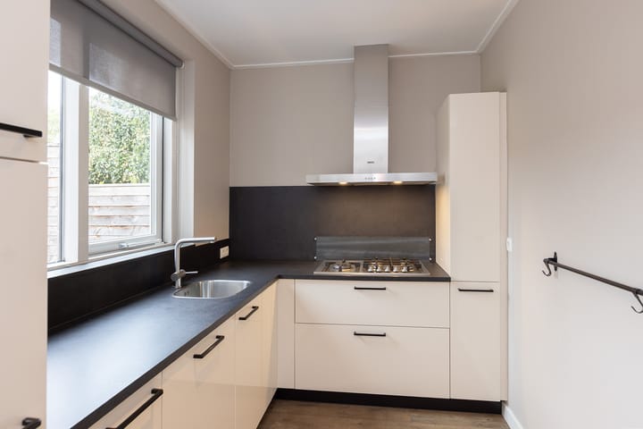 Photo 2 of Haaksbergseweg 74-A