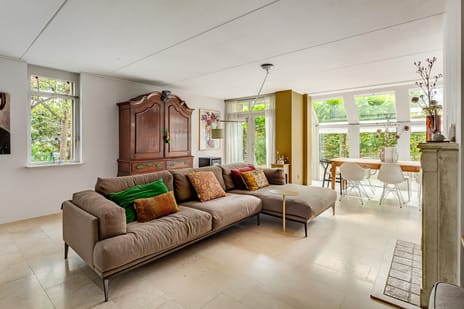 Regenwulp 58 tertiary image