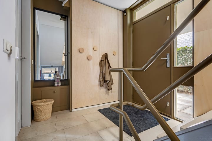 Photo 8 of Regenwulp 58