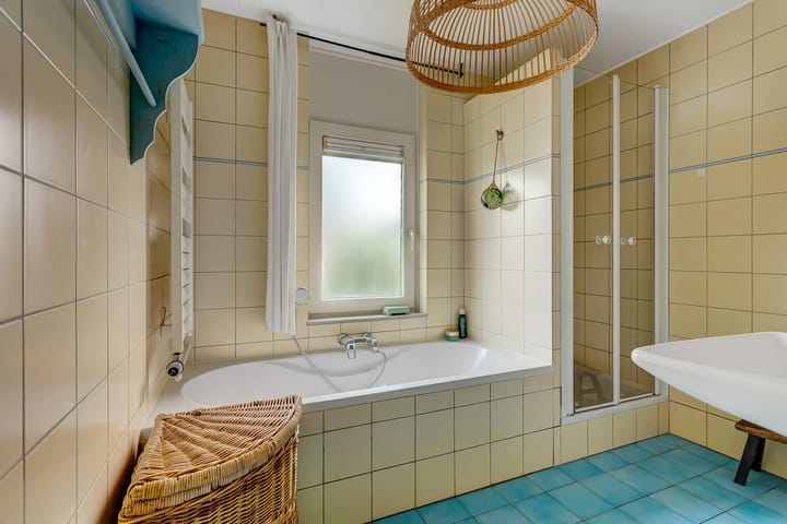 Photo 32 of Regenwulp 58