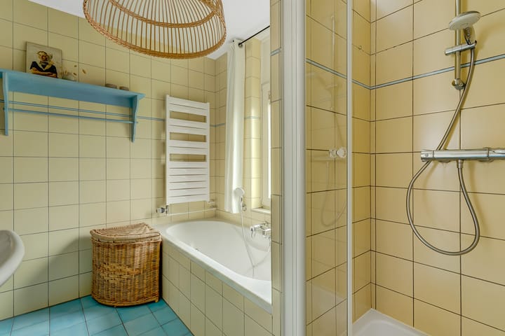 Photo 33 of Regenwulp 58