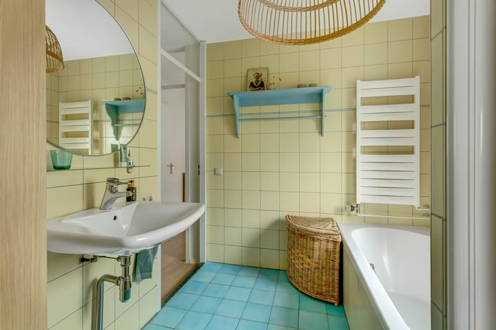 Photo 34 of Regenwulp 58