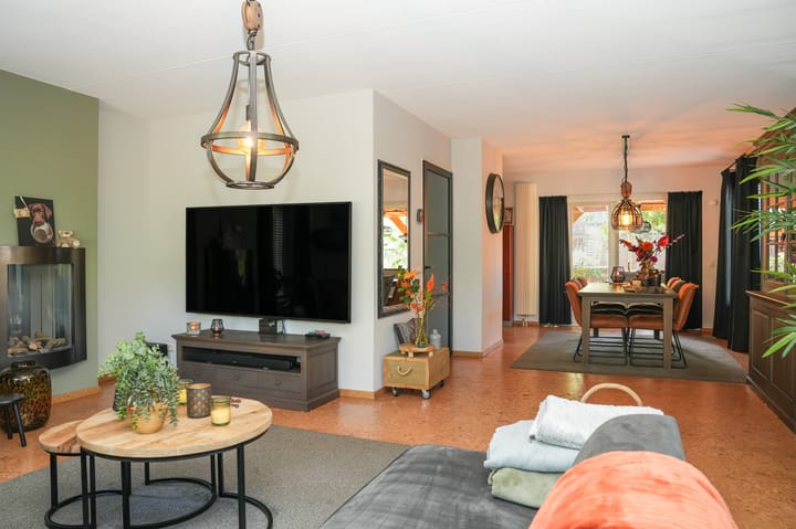 Foto 7 van Mezenlaan 21