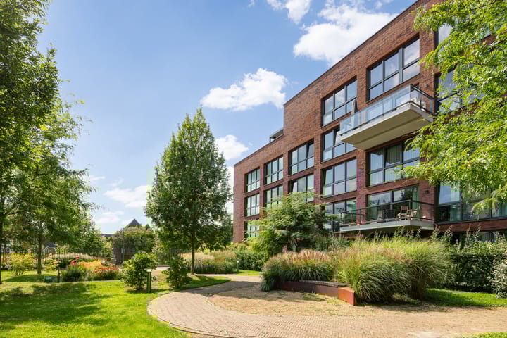 Foto 1 van Kanseliersplein 45