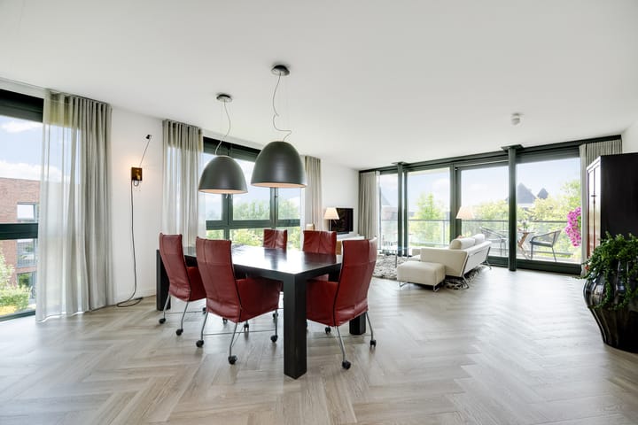 Foto 3 van Kanseliersplein 45