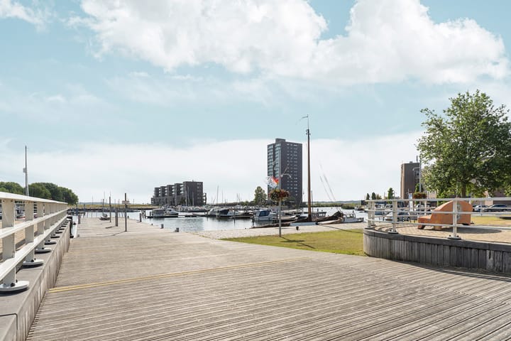 Foto 31 van Deltastraat 2