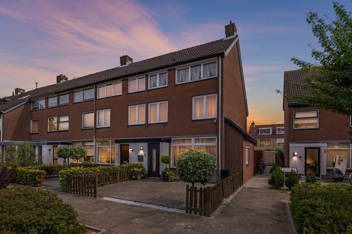 Foto 32 van Asterstraat 14