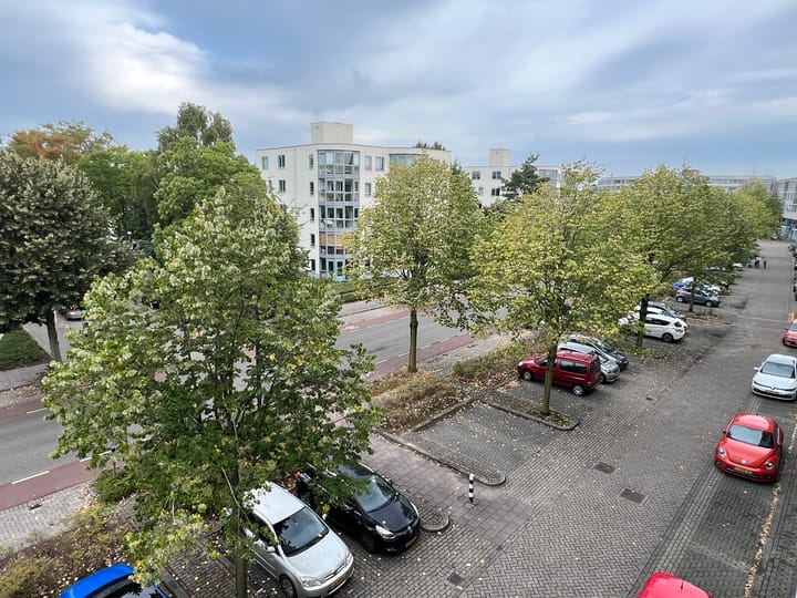 Foto 14 van Aartsbisschop Romerostraat 179