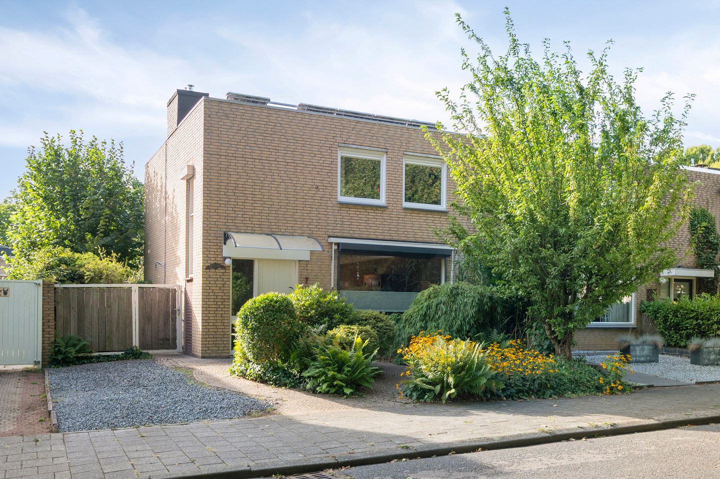 Foto 1 van Nobelstraat 7