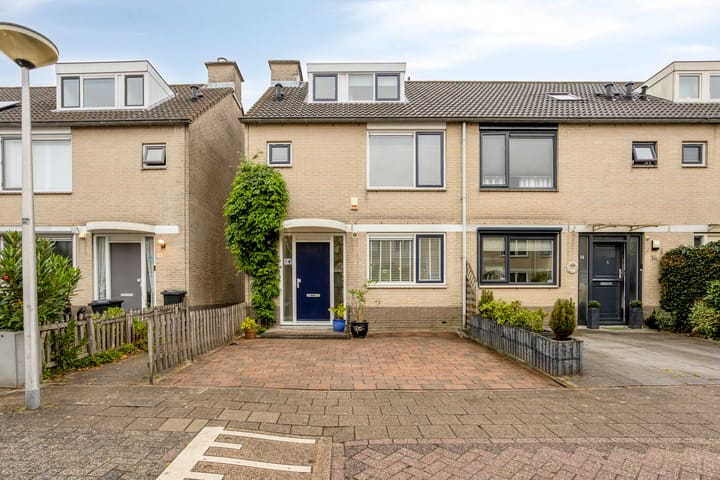 Photo 4 of Kuifvlinder 16