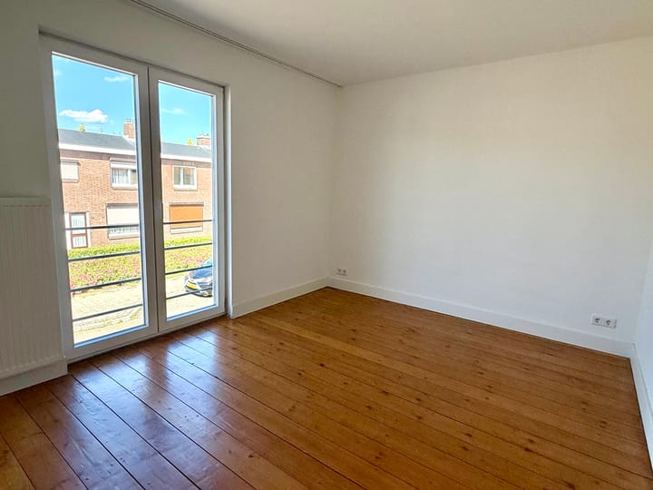 Foto 15 van Merovingenstraat 43