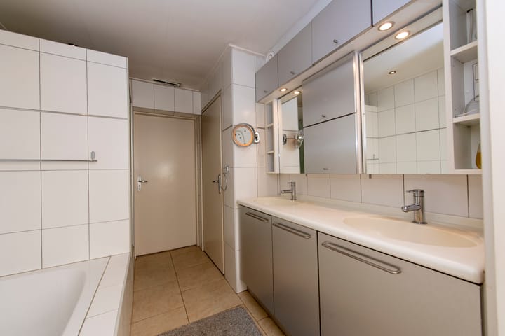 Photo 4 of Tongelreep 11