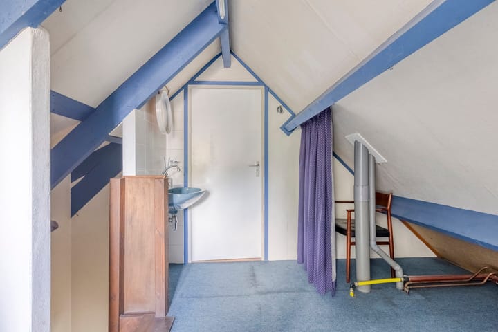 Photo 31 of Besselaar 4