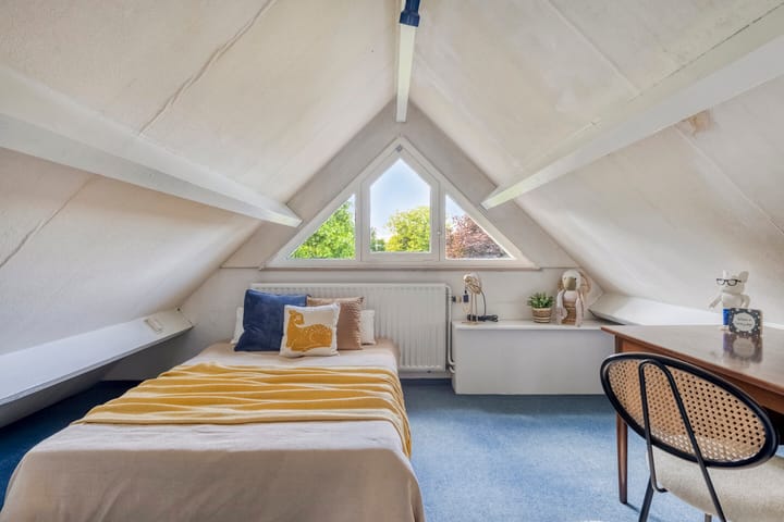 Photo 33 of Besselaar 4