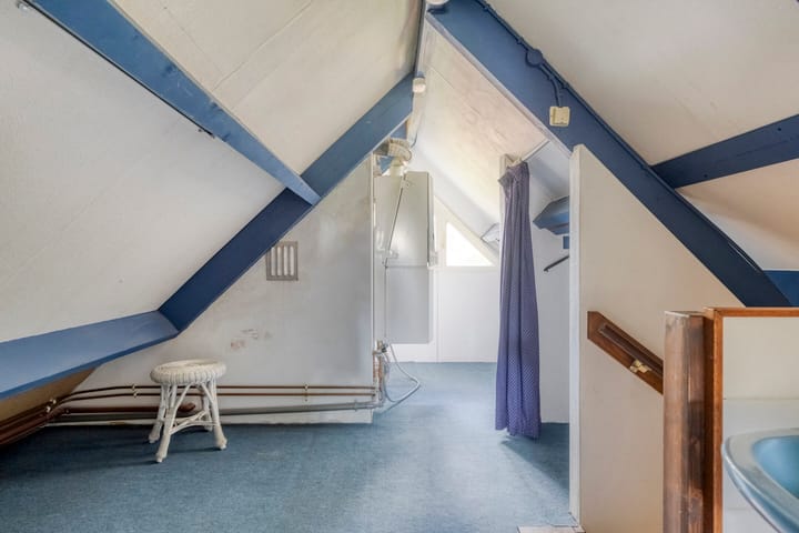 Photo 32 of Besselaar 4