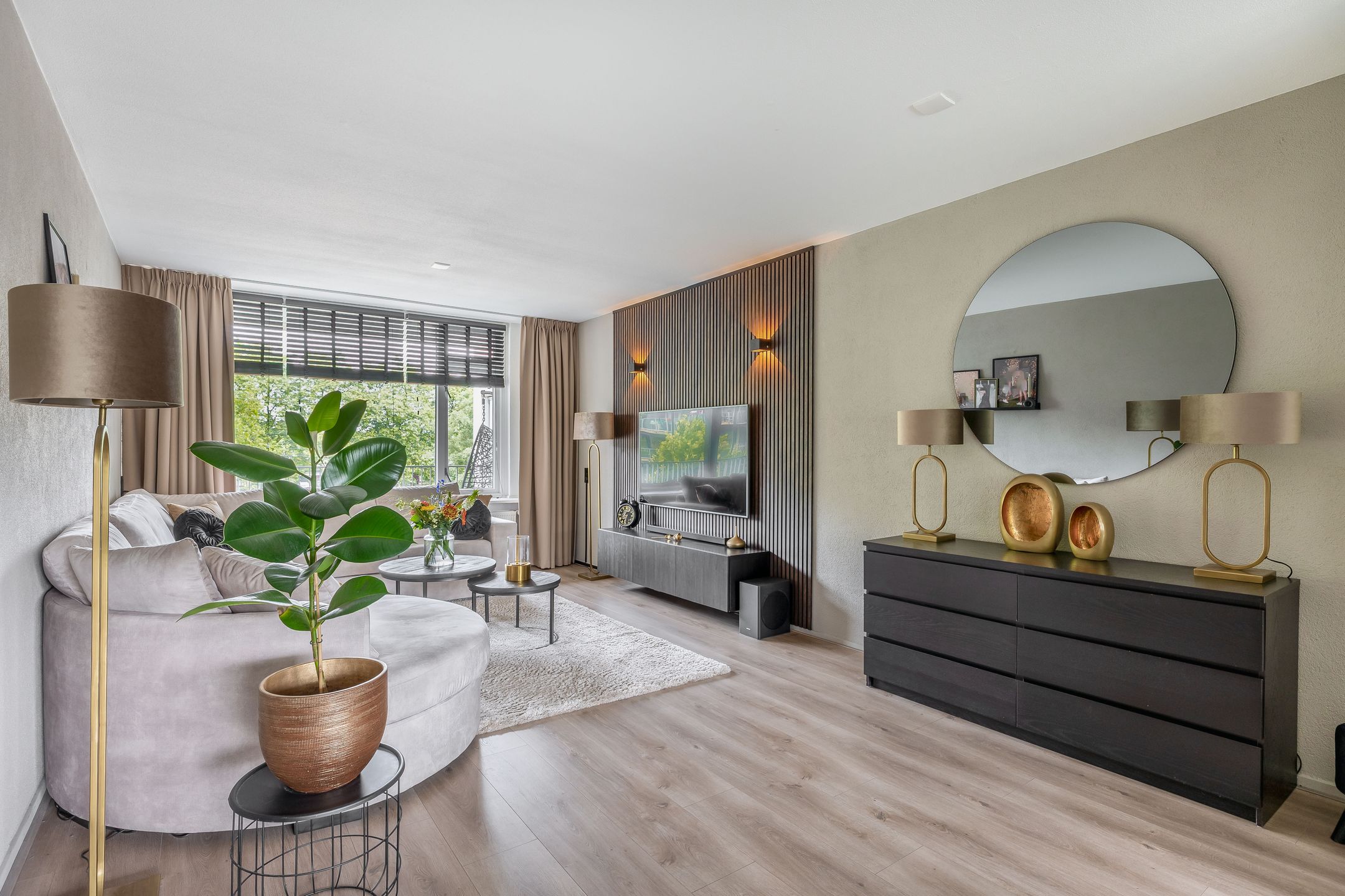 Foto 12 van van Houtenlaan 13