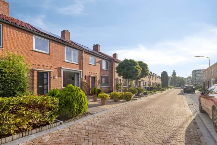 Foto 23 van Jacob van Ruysdaelstraat 3