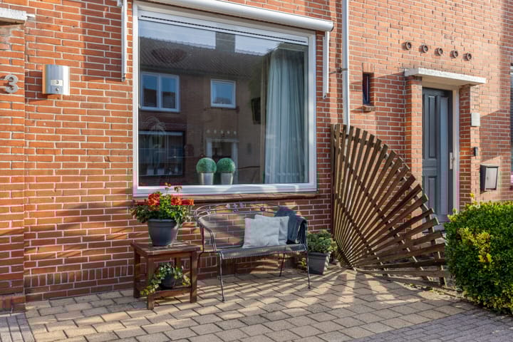 Foto 27 van Jacob van Ruysdaelstraat 3