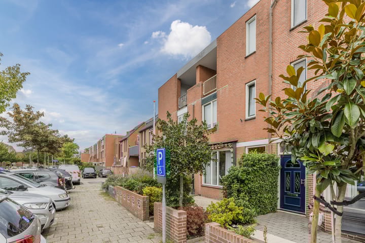 Foto 4 van Hercules 64