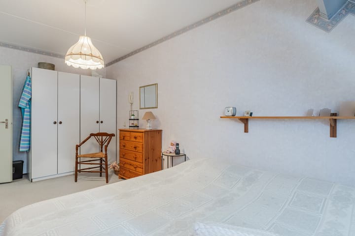 Foto 19 van Hercules 64