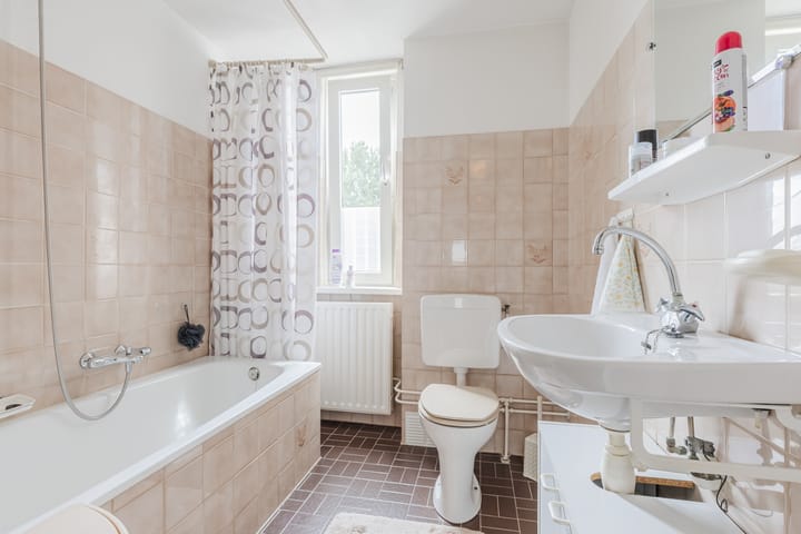 Foto 25 van Hercules 64