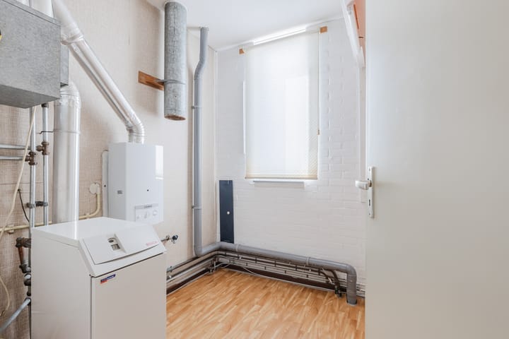 Foto 28 van Hercules 64