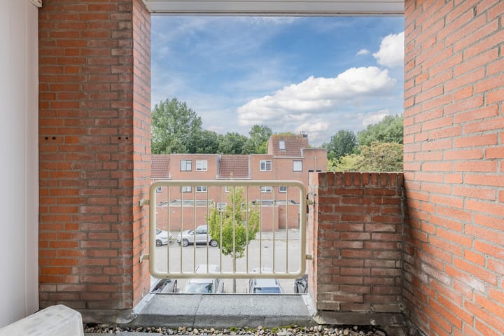 Foto 35 van Hercules 64