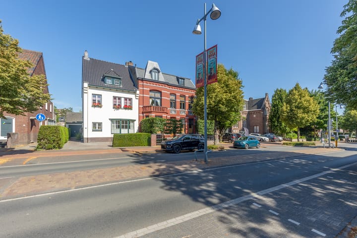 Photo 5 of Rijksweg Zuid 47