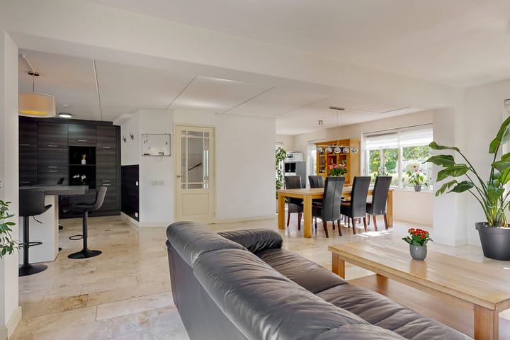 Photo 3 of Bertus Aafjeshof 72