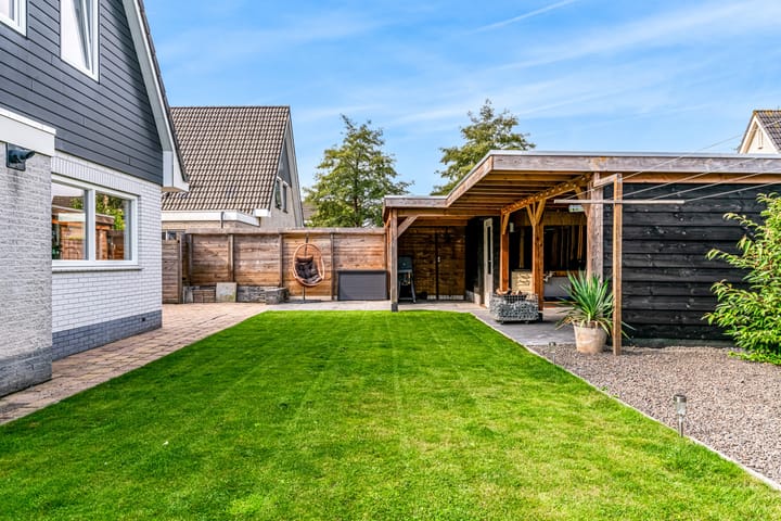 Foto 33 van Bertus Aafjeshof 72