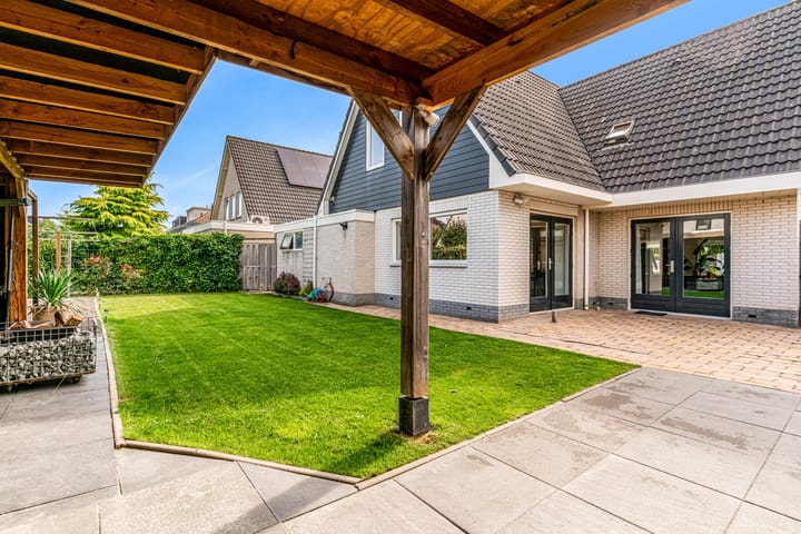 Foto 36 van Bertus Aafjeshof 72