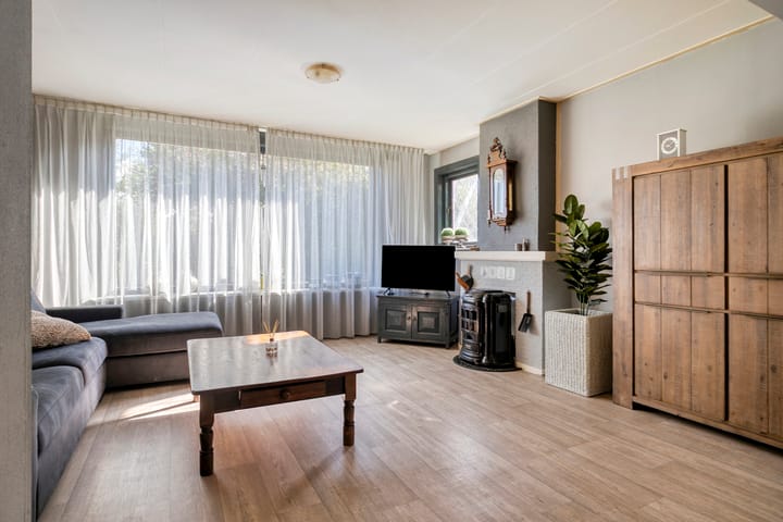 Photo 2 of Hoofdstraat 99