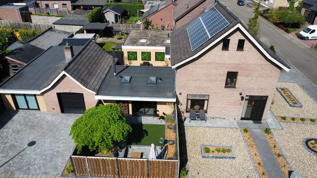 Foto 2 van Elzenweike 16