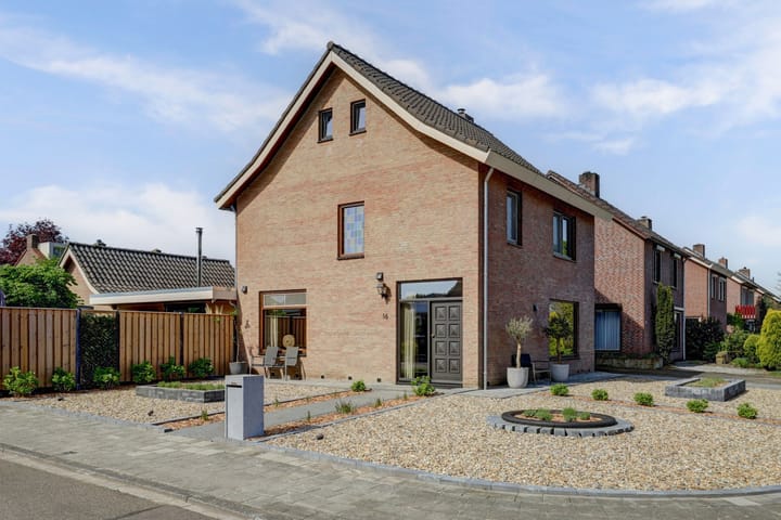 Foto 3 van Elzenweike 16