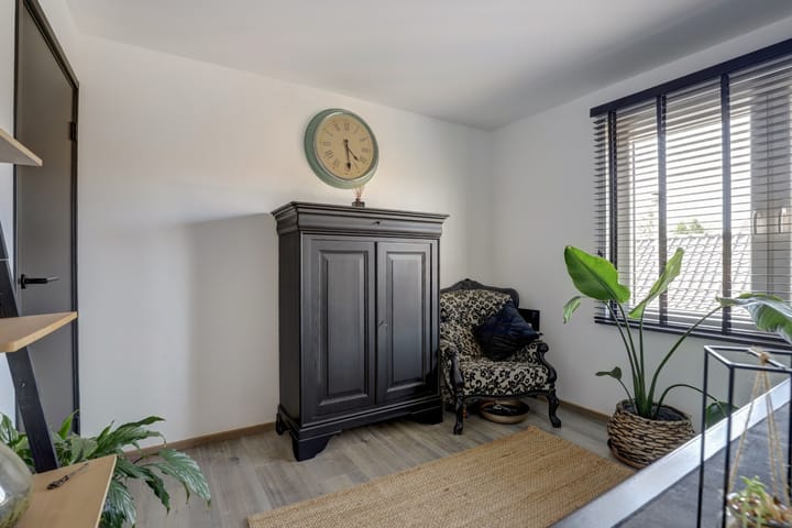 Foto 23 van Elzenweike 16