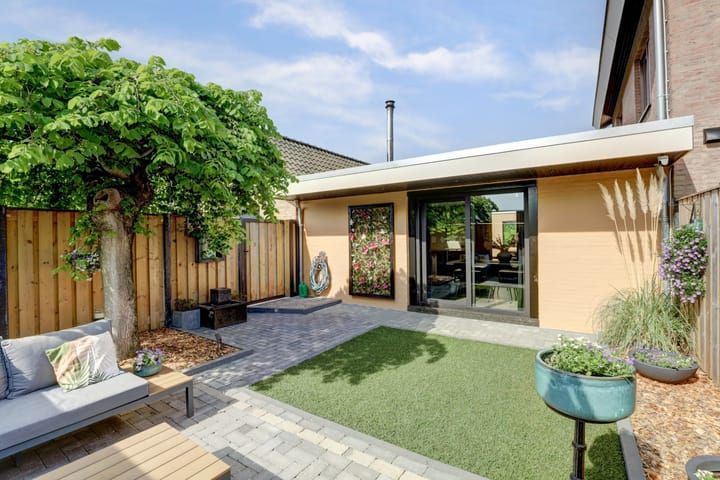 Foto 40 van Elzenweike 16