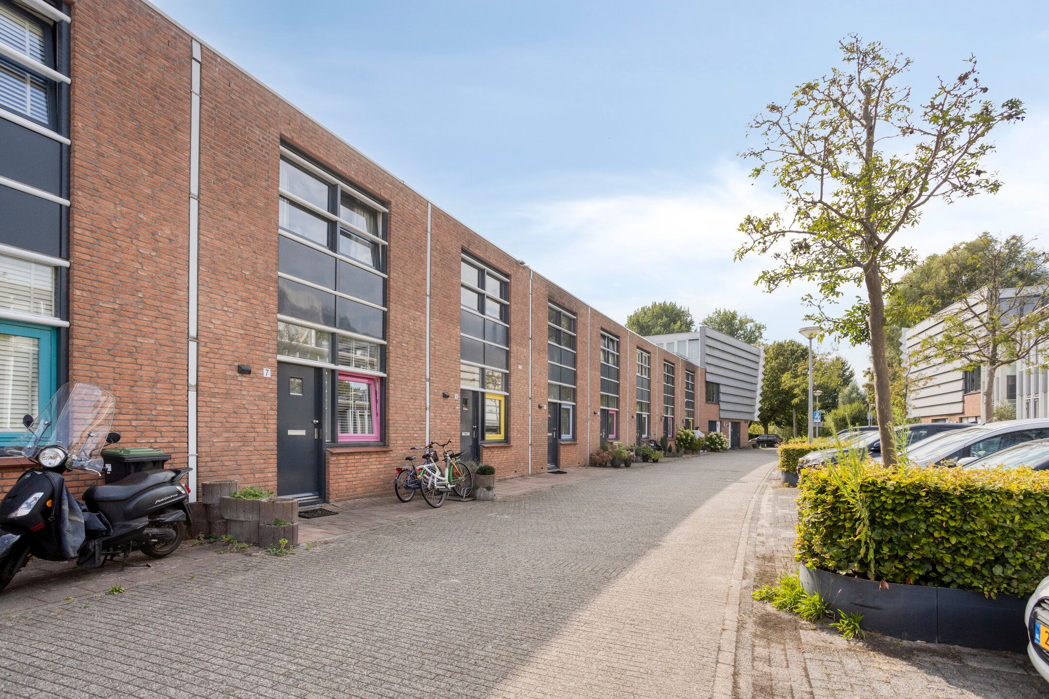 Photo 18 of Waregemstraat 9