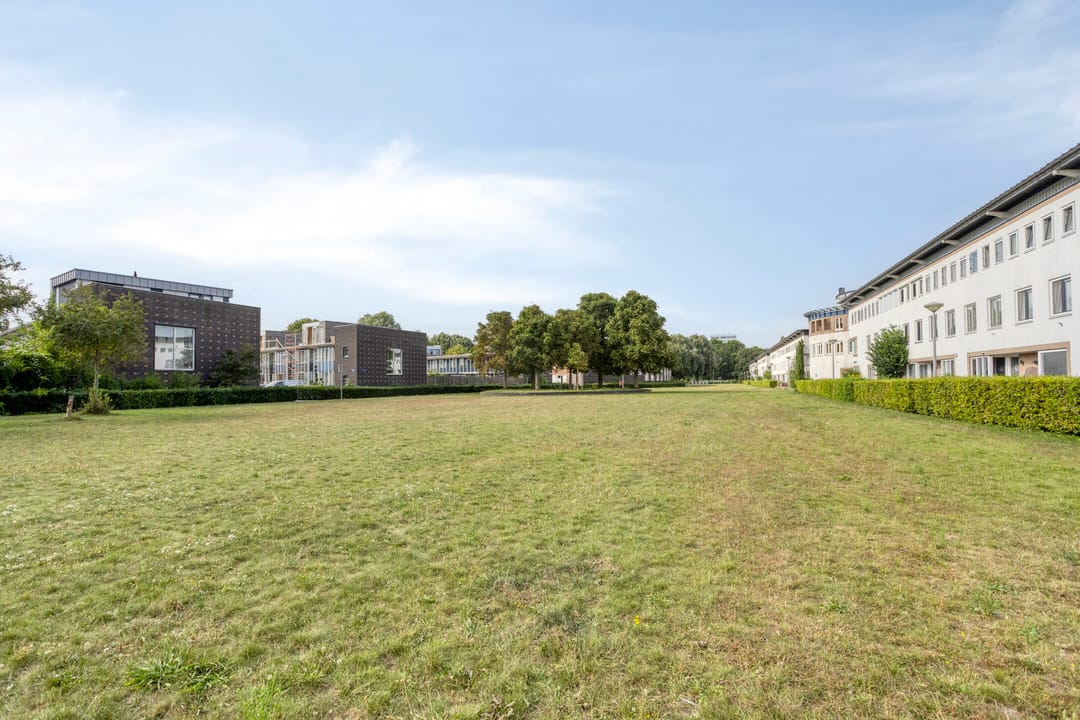 Photo 22 of Waregemstraat 9