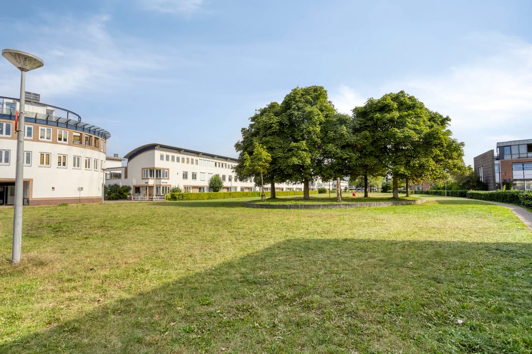 Photo 23 of Waregemstraat 9