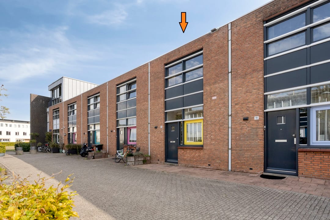 Photo 1 of Waregemstraat 9