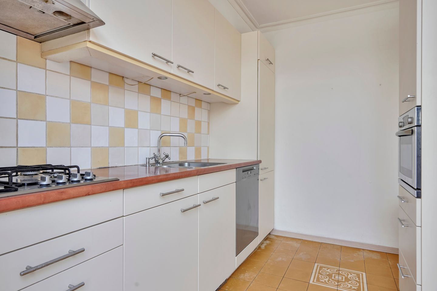 Foto 10 van Smirnoffstraat 1