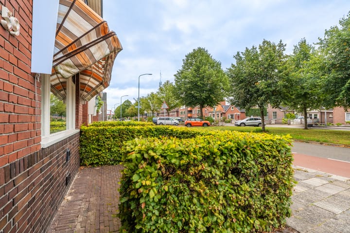 Photo 4 of Nassaustraat 59