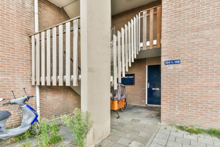 Photo 3 of Hildebrandhove 146